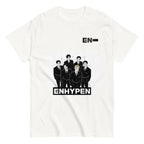Camiseta ENHYPEN diseño manga, mockup frontal